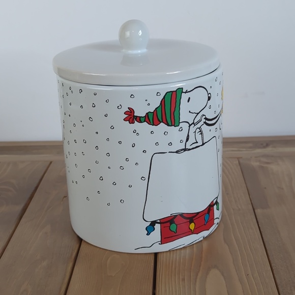 Snoopy Peanuts Christmas Holiday Cookie Treat Jar - Picture 3 of 7